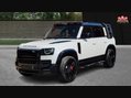 Land Rover Defender X-DYNAMIC SE 1