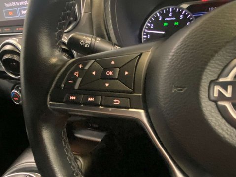 Nissan Juke 1.0 Juke N-Connecta DiG-T 5dr 15