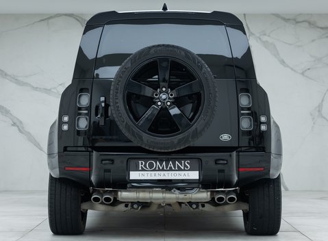 Land Rover Defender 110 V8 5