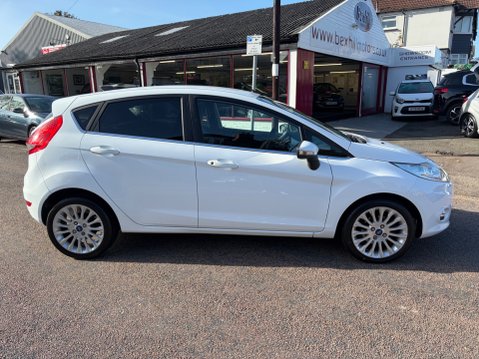 Ford Fiesta 1.4 TITANIUM AUTOMATIC 7