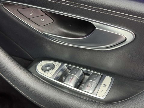 Mercedes-Benz CLS 2.0 CLS300d AMG Line (Premium Plus) Coupe 4dr Diesel G-Tronic Euro 6 (s/s) 58