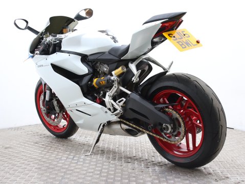 Ducati 899 Panigale 899 PANIGALE 6
