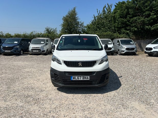 Peugeot Expert Crew Cab (SOLD) MWB L2H1 Low Roof Professional 3100 Air Con Alloys Sensors 3