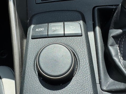 Lexus Is 2.5 300h Sport E-CVT Euro 6 (s/s) 4dr 19