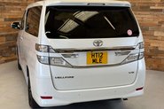 Toyota Vellfire V6 L Edition 74