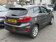 Ford Fiesta TITANIUM 9