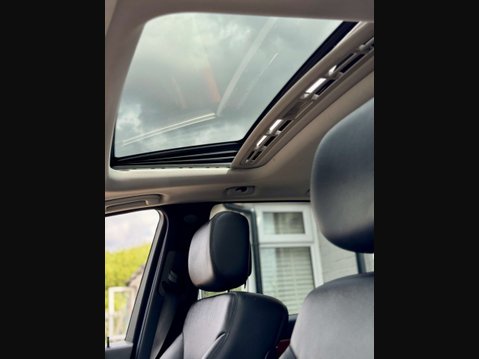 Mercedes-Benz R Class 3.5 R350 SE L MPV 5dr Petrol 7G-Tronic (274 g/km, 272 bhp) 10