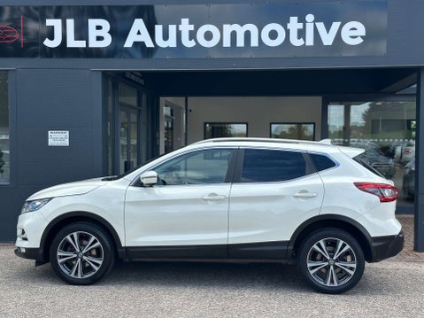 Nissan Qashqai 1.5 Qashqai N-Connecta dCi 5dr 15