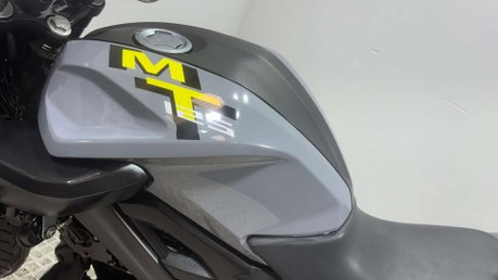 Yamaha MT-125 MT 125 2016 16K GPR EXHAUST NEW MOT SERVICED 125CC NAKED 18