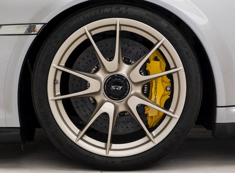 Porsche 911 (997) GT2 RS 8