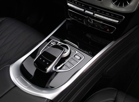 Mercedes-Benz G Series G 350 D 4MATIC AMG LINE PREMIUM 17