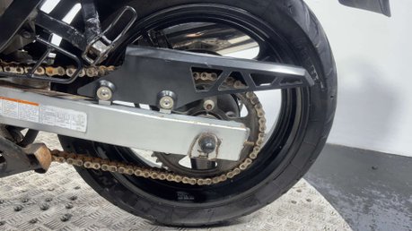 Suzuki GSX GSX750F 2000 31K RUNNING SPARES OR REPAIR PROJECT BIKE 750CC SPORTS TOURER 19