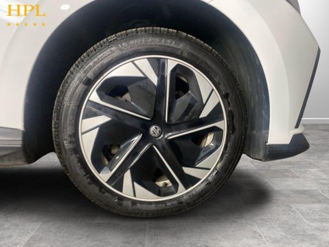 MG MG4 64kWh SE Long Range Hatchback 5dr Electric Auto (203 ps) 10