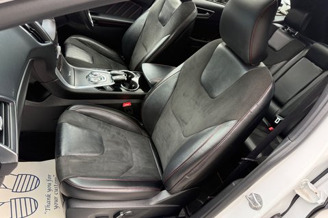 Ford Edge ST-LINE ECOBLUE - PAN ROOF -DRIVERS ASSISTANCE PACKAGE - PANORAMIC ROOF  18