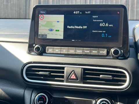 Hyundai KONA GDI PREMIUM 12