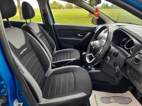 Dacia Sandero Stepway 0.9 TCe Laureate Euro 6 (s/s) 5dr 18