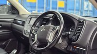 Mitsubishi Outlander 2.0h 12kWh GX4h SUV 5dr Petrol Plug-in Hybrid CVT 4WD Euro 6 (s/s) (200 ps) 15