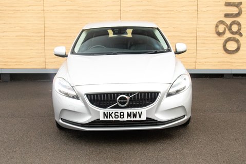 Volvo V40 T2 MOMENTUM 5