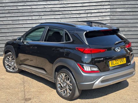 Hyundai KONA 1.6 Kona Premium GDi HEV Semi-Auto 5dr 10