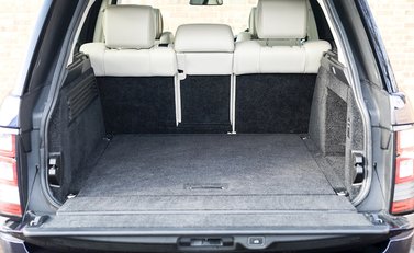 Land Rover Range Rover 4.4 SDV8 Autobiography 33