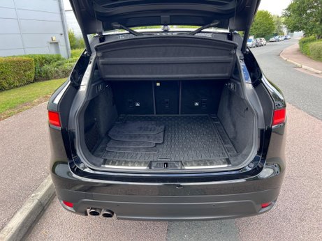 Jaguar F-Pace 2.0 D180 Chequered Flag Auto AWD Euro 6 (s/s) 5dr 38