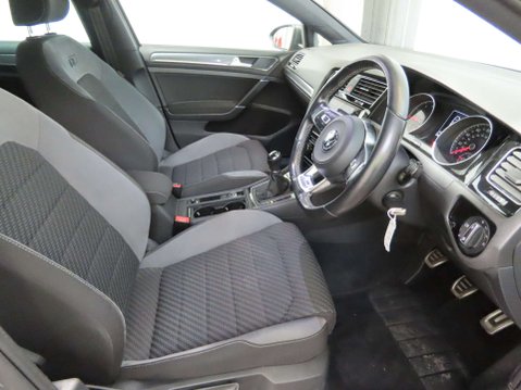 Volkswagen Golf 1.5 Golf R-Line TSi Evo 5dr 9