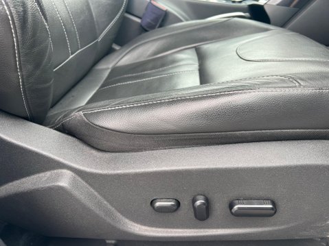 Ford Kuga 1.6T EcoBoost Titanium X Auto AWD Euro 5 (s/s) 5dr 29