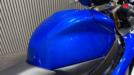 Suzuki GSX-R GSXR600 2008 K7 ONLY 14K NEW MOT 600CC SUPER SPORT 30