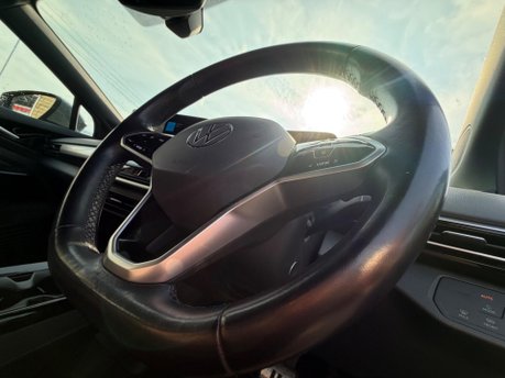 Volkswagen Id.4 Pure 52kWh Life Auto 5dr 17