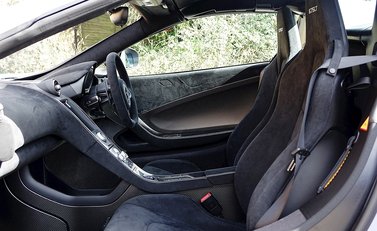 McLaren 675 LT Spider 13