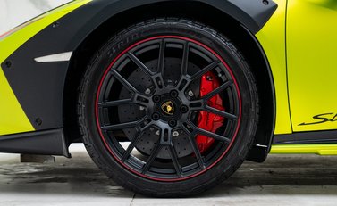 Lamborghini Huracan Sterrato 26