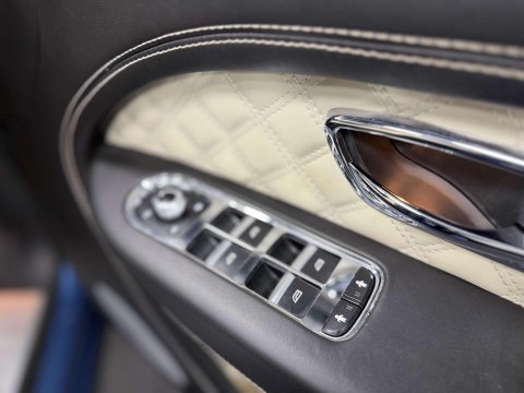 Bentley Bentayga 4.0 V8 SUV 5dr Petrol Auto 4WD Euro 6 (s/s) (550 ps) 59