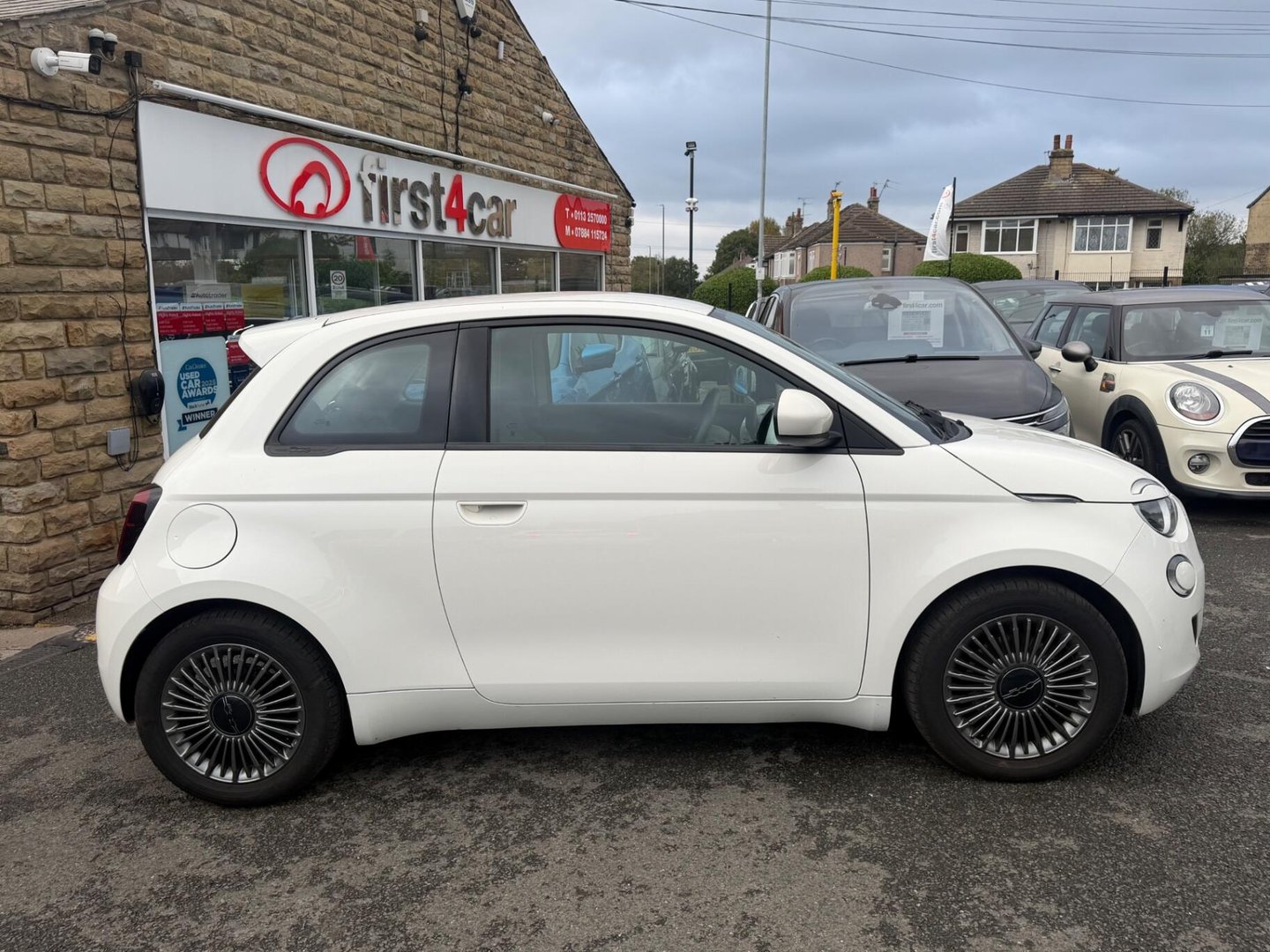 2022 Fiat 500E — image 7