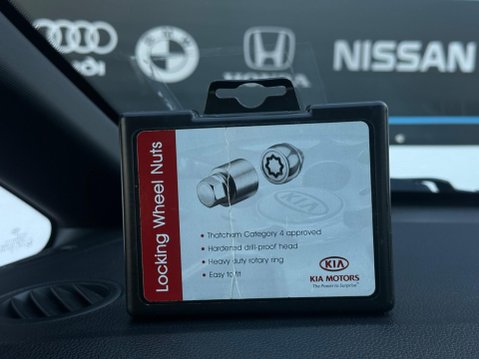 Kia Ceed 1.6 T-GDi GT Tech Euro 5 5dr 69