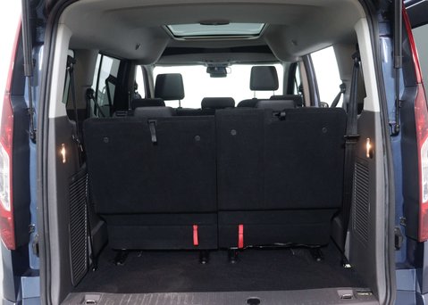 Ford Tourneo Connect 1.5 Tourneo Connect Grand Titanium TDCi Auto 5dr 48