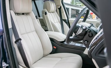 Land Rover Range Rover 4.4 SDV8 Autobiography 12