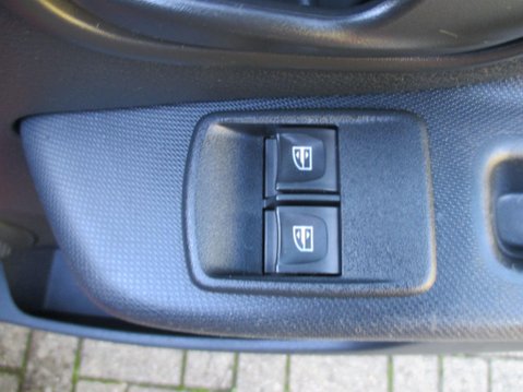 Dacia Sandero 1.0 SCe Ambiance Euro 6 5dr 38