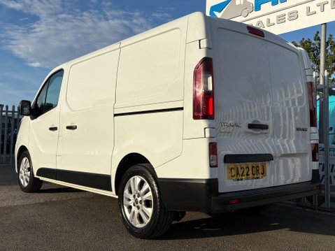 Renault Trafic 2.0 dCi Blue SL28 Sport Panel Van 5dr Diesel Manual L1 H1 Euro 6 (s/s) (130 5