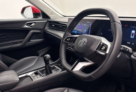 MG HS 1.5 T-GDI TROPHY