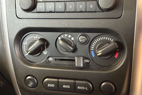 Suzuki Jimny 1.3 JLX+ SUV 3dr Petrol Manual (174 g/km, 83 bhp) 42