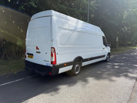 Renault Master 2.3 dCi ENERGY 35 Business Long Overhang Panel Van RWD LWB Medium Roof Euro 2