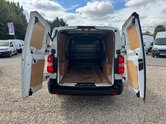 Peugeot Expert XLWB L3H1 Low Roof Professional 2900 Air Con EURO 6 8