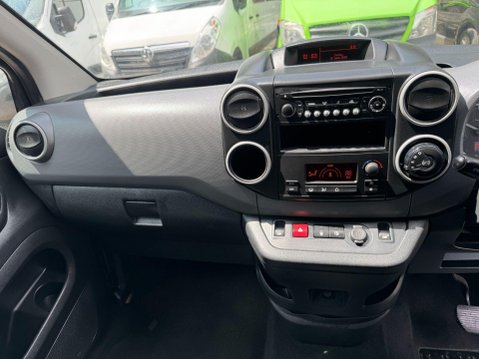Citroen Berlingo E 635 LX CVT FWD L1 H1 5dr 27