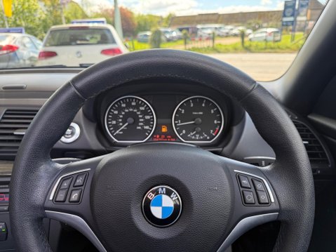 BMW 1 Series 2.0 118i Exclusive Edition Euro 5 (s/s) 2dr 42