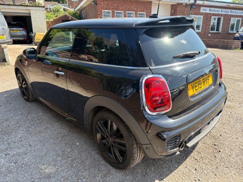 Mini Hatch COOPER SPORT 11