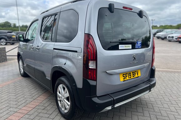 Peugeot Rifter HORIZON RE WAV 14