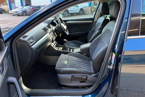 Skoda Superb SE BUSINESS TDI 7