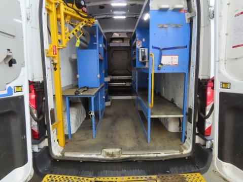 Ford Transit 2.0 350 EcoBlue FWD L2 H3 Euro 6 5dr 4