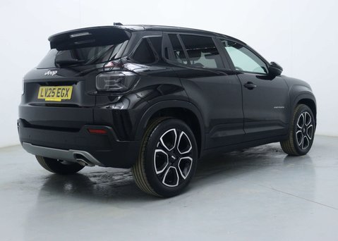 Jeep Avenger 1.2 e-Hybrid Summit SUV 5dr Petrol Hybrid e-DCT Euro 6 (s/s) (100 ps) 12