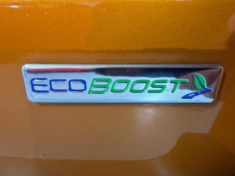 Ford Ecosport 1.0T EcoBoost Titanium Euro 6 (s/s) 5dr 8